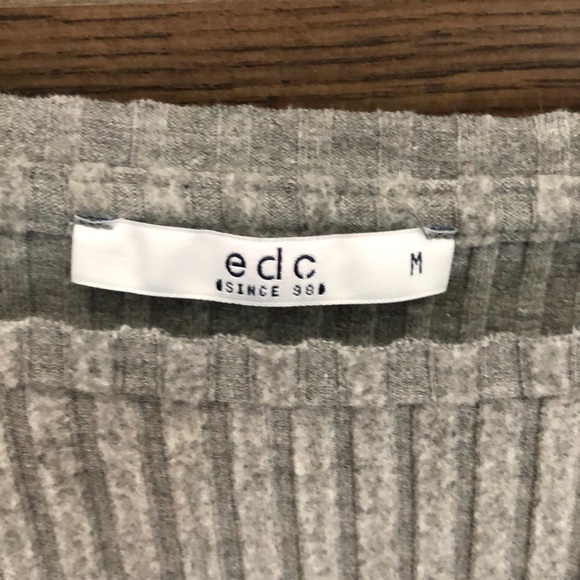 Shirt - Picture 2 of 4